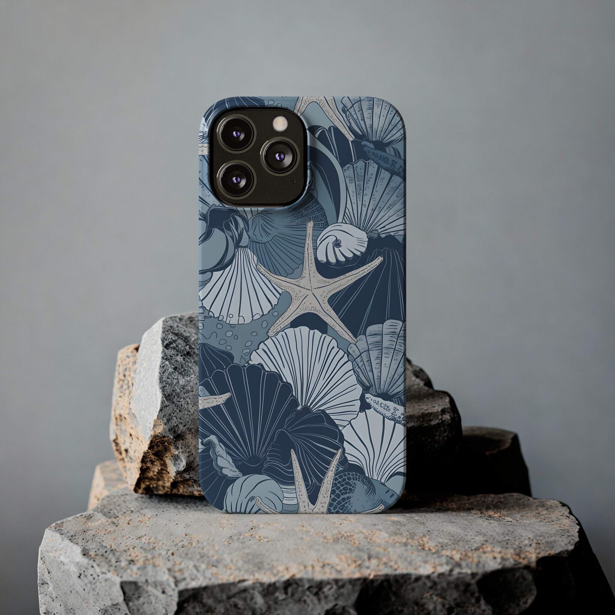 Elevate Your Gift-Giving with Our Ocean-Inspired Lexan Polycarbonate Phone Case